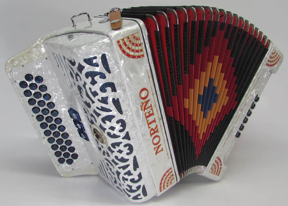 Acordeon Marca Norteño 3 registros Tamaño Regular Blanco/sol rojo