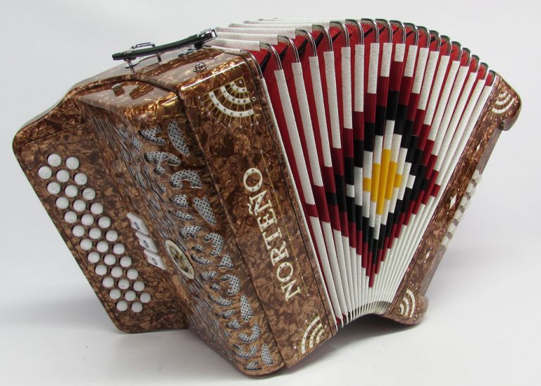 Acordeon Marca Norteño 3 Registros Cafe/Sol Blanco Gabbanelli Accordions