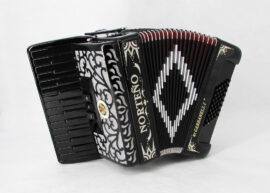 Acordeon Marca Norteño 26 Teclas 3 Registros Negro / Silver Euro