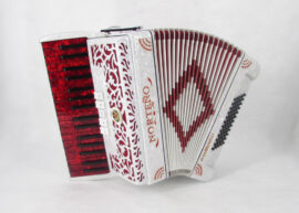 Acordeon Marca Norteño 34 Teclas 5 Registro Blanco / Sol Rojo
