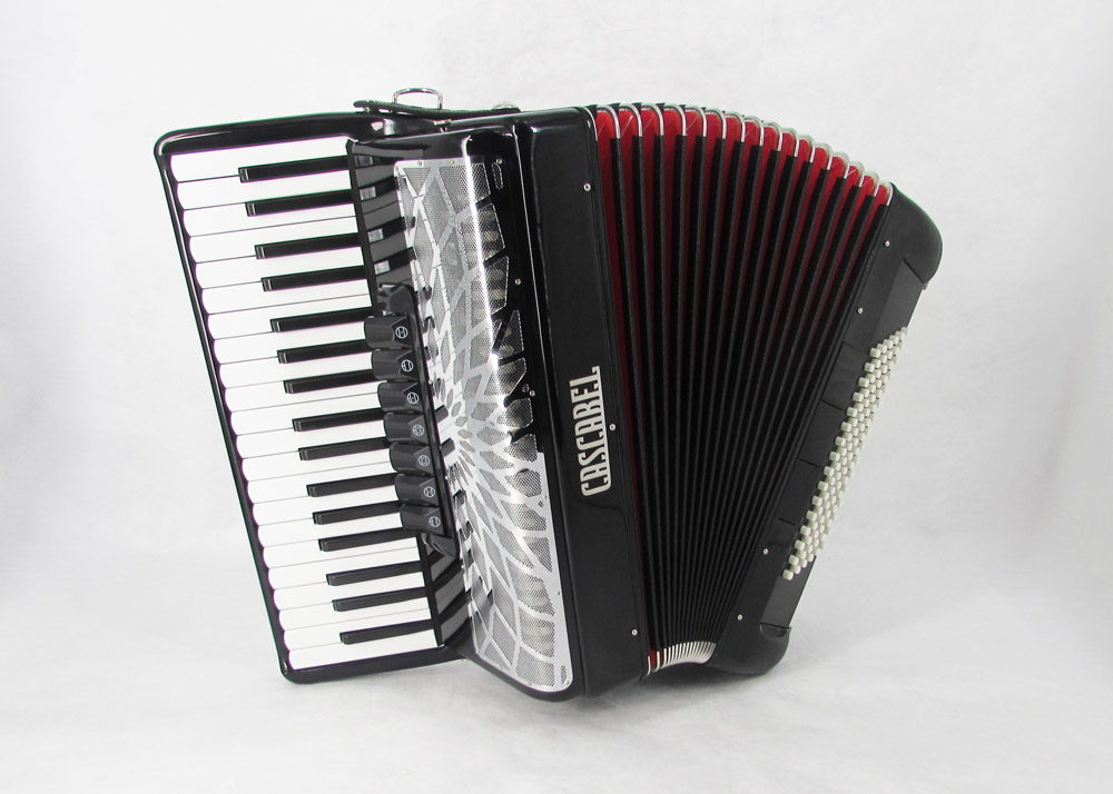 Acordeon Marca Cascabel Negro-37 Teclas 7 Registros