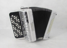 Cascabel Chromatic White